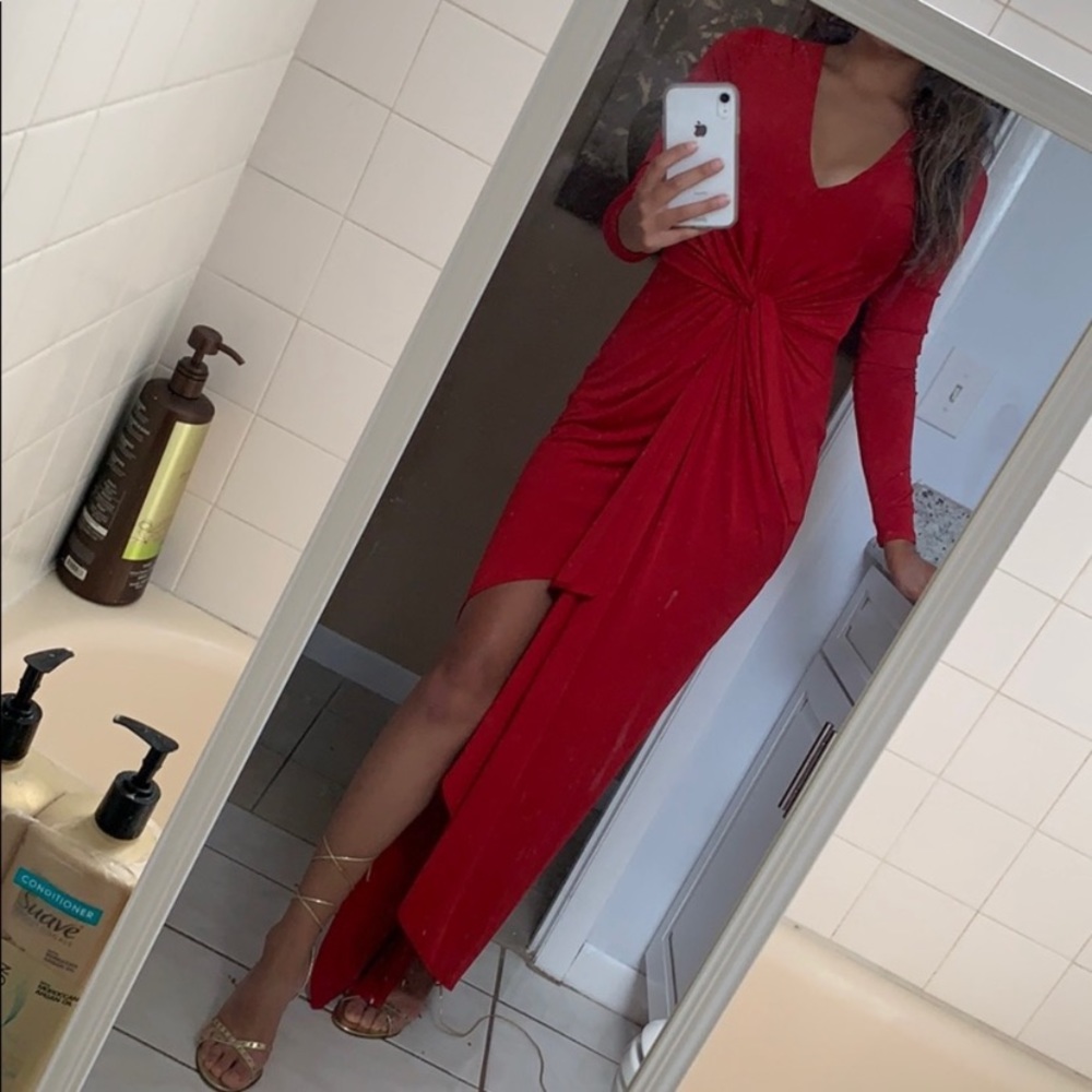 STUNNING red evening dress